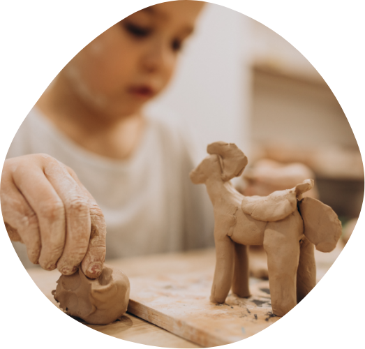 cours enfants poterie céramique montpellier figula